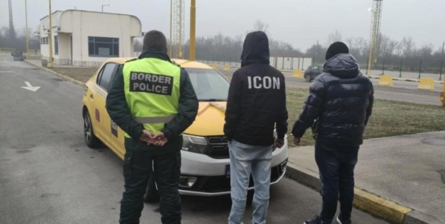 Задържаха дупничанин с дози фентанил и кокаин в такси в Кюстендил