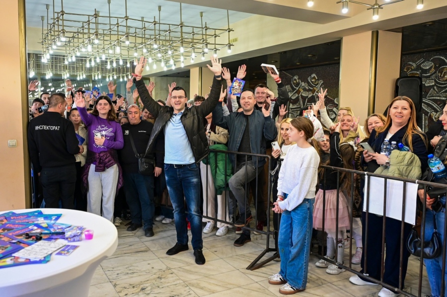 Александра Богданска и известни инфлуенсъри разкриха тайната на своя успех в Благоевград