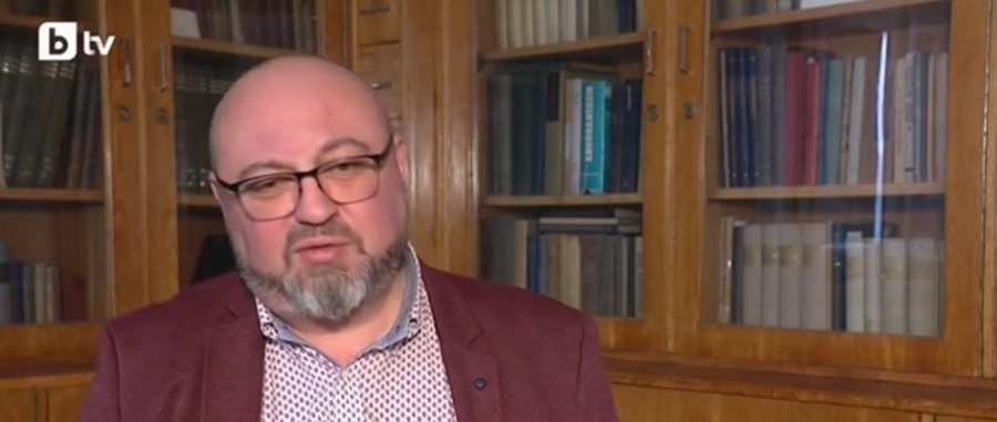 „Инфекцията тръгва от гърдите и обхваща цялото тяло“: Лекар с детайли за смъртта след филър в Дупница