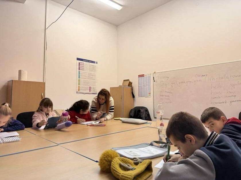 Община Кюстендил развива безплатно обучение по математика и английски език за децата