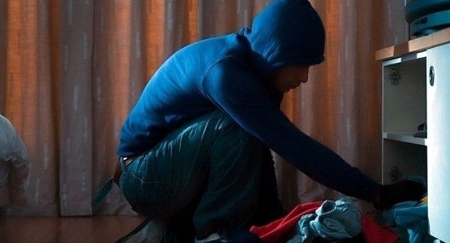 Крадци измъкнаха пари и златни накити от къща в Яхиново