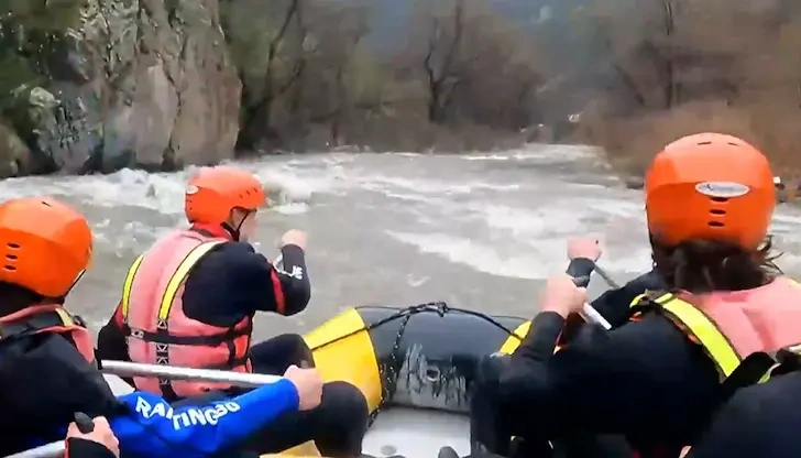 Откриха рафтинг сезона във водите на Струма