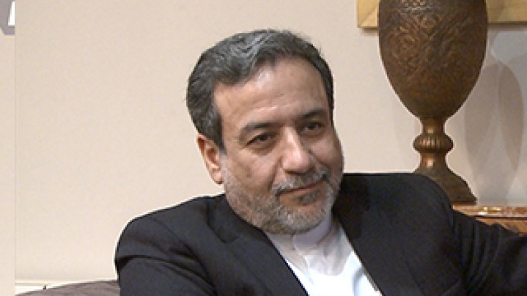 Абас Арагчи зове Рияд да изгони американските бази