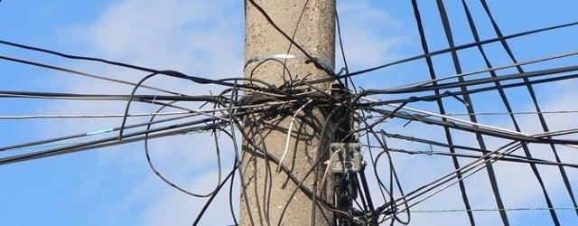 Уловиха перничанин, крал ток от електрическата мрежа