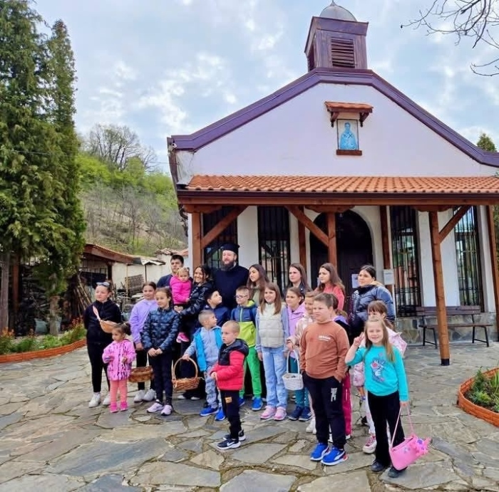 Деца ще боядисват яйца в храма „Св. Николай“ в Бобов дол