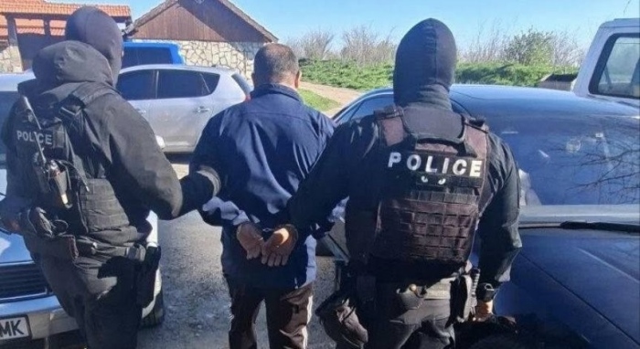 7 задържани за предлагане на пари срещу гласуване в Кюстендил