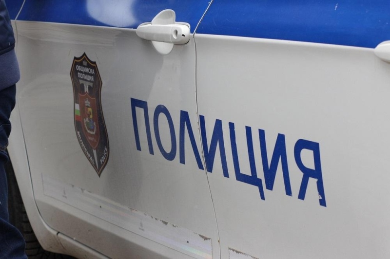 Перничанин на кокаин подкара чуждо рено, отказа кръвна проба