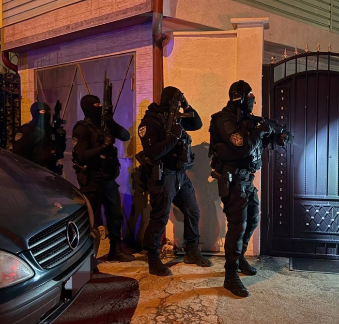 Разбиха канал за трафик на мигранти