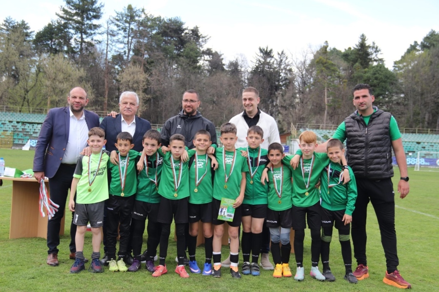 52 отбора от страната премериха сили на детски футболен турнир в Гоце Делчев