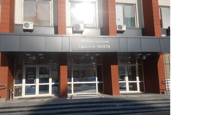  „Задържане под стража“ за перничанин, пращал  смъртни заплахи на жена си чрез мобилно приложение