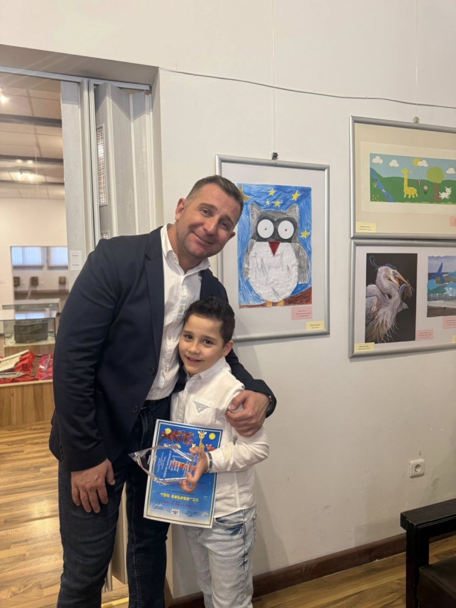 Над 1300 детски рисунки в изложба от конкурса „Ян Бибиян“ в Самоков