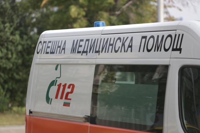 Шофьор блъсна на заден ход възрастна жена в Благоевград и избяга