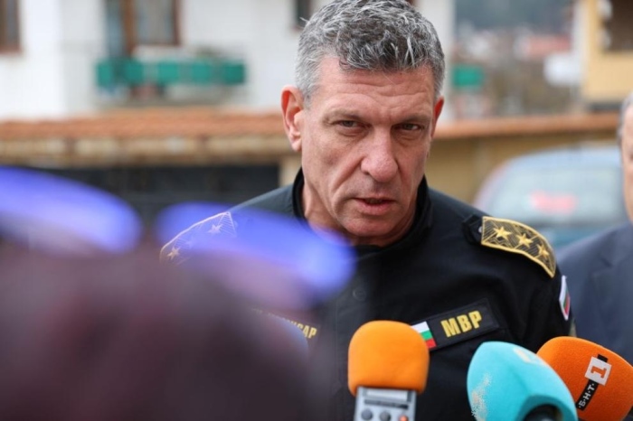 „Не се прибирайте, излизайте“: Кандев предупреди, че МВР няма да почива по празниците