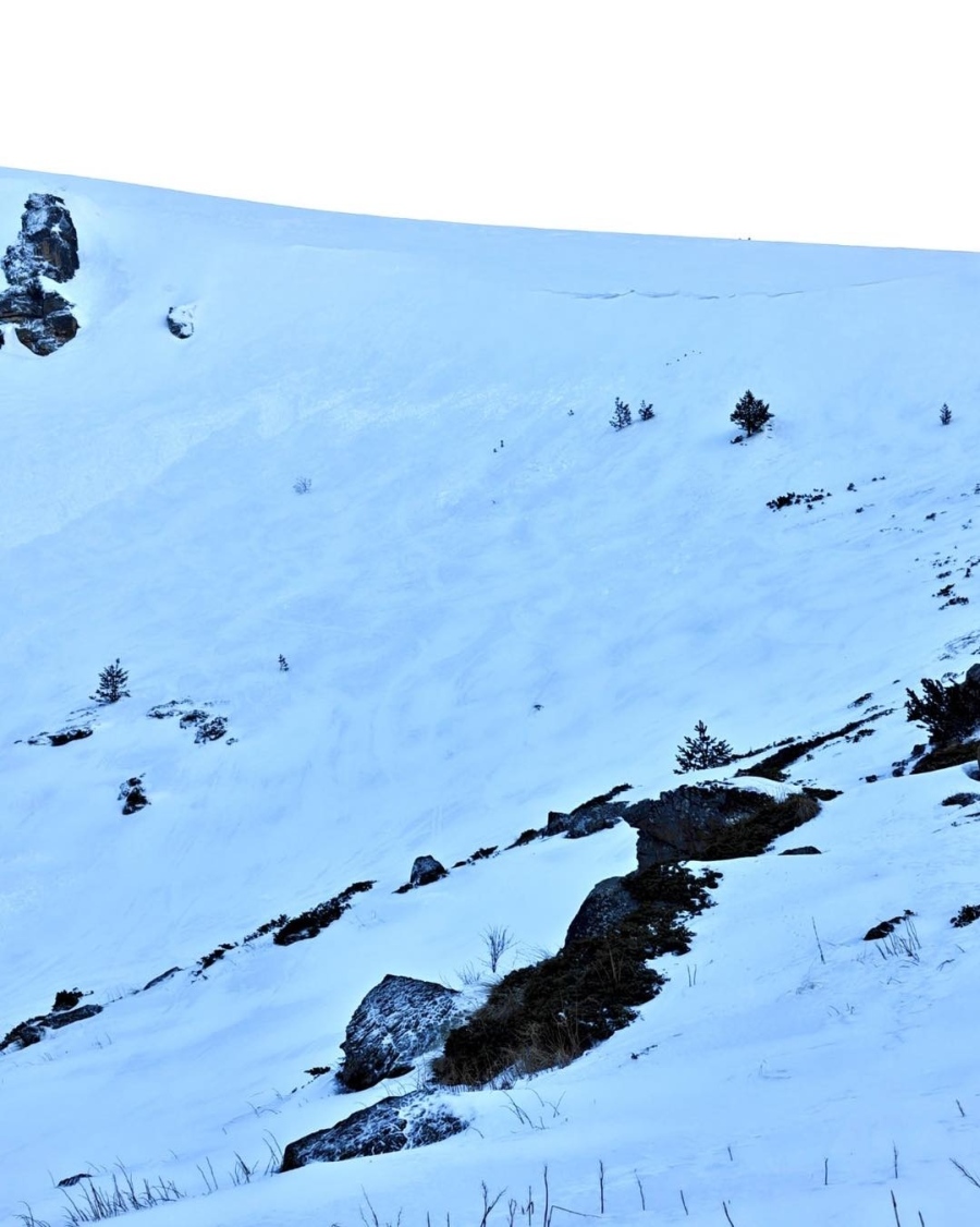 Внимание: Опасност от лавини в района на Седемте рилски езера