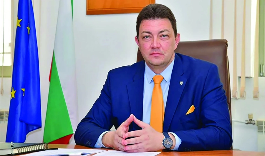 Поздрав от Димитър Бръчков, кмет на Община Петрич