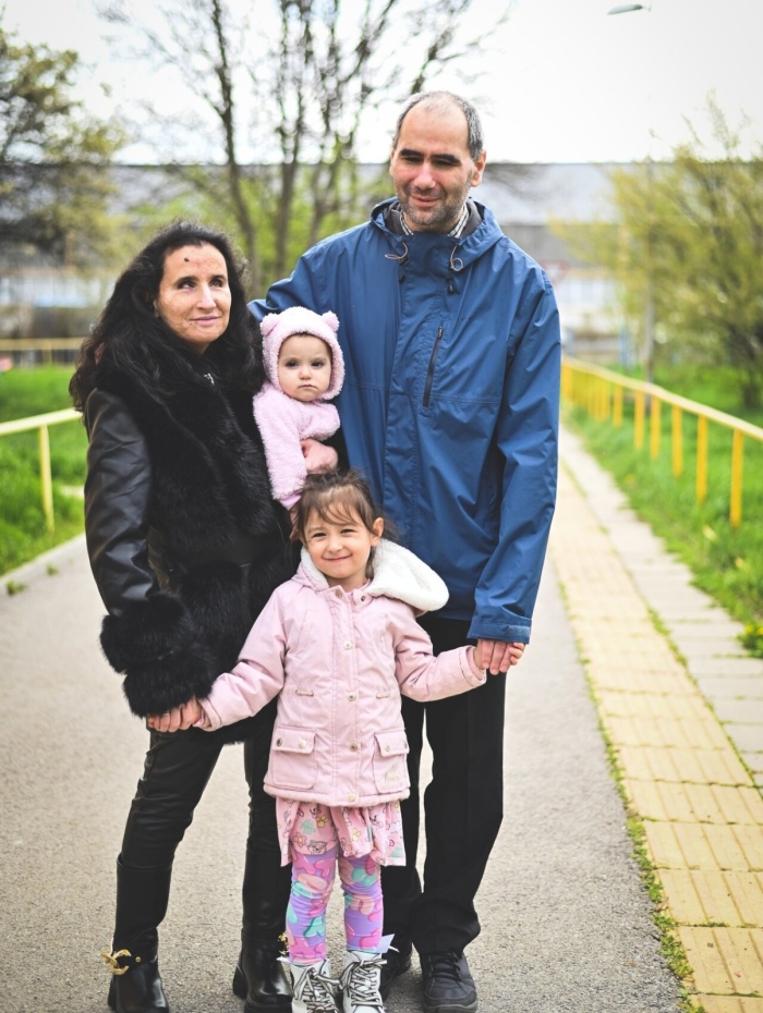 Незрящите Бена и Богомил посрещат първия си Великден в своя нов дом 