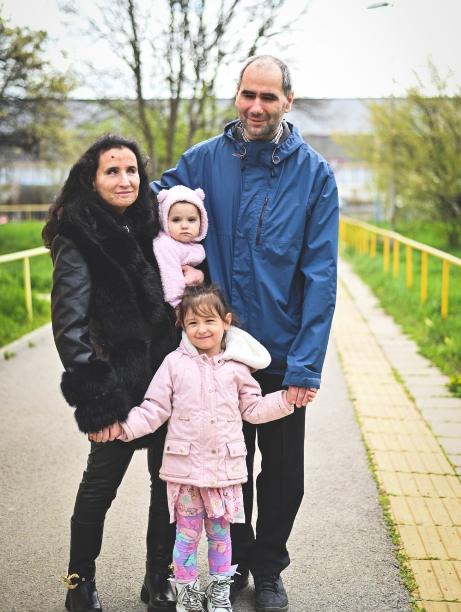 Незрящите Бена и Богомил посрещат първия си Великден в своя нов дом 