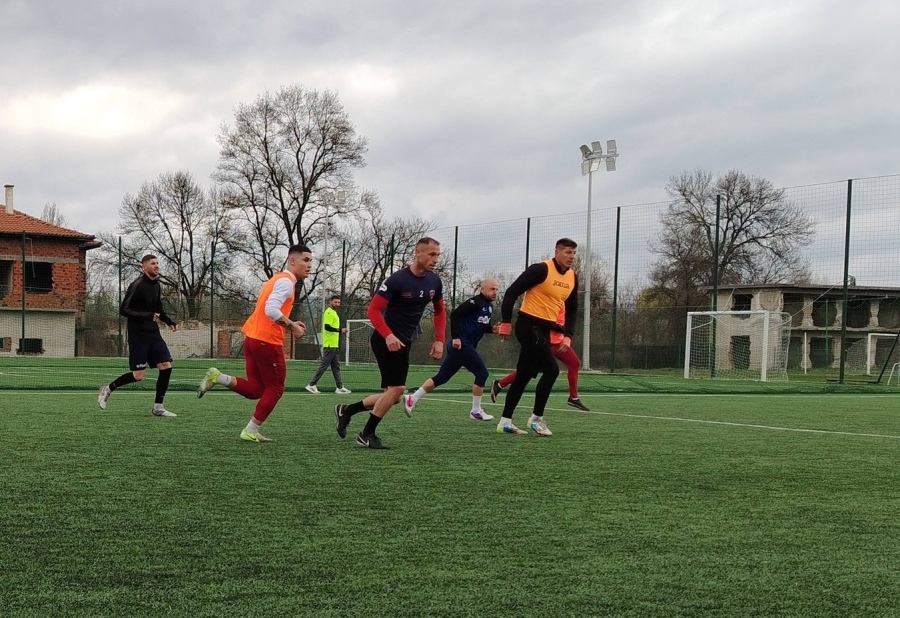 Благотворителният турнир събра близо 2000 евро за паметник на  Сашо Паргов в Дупница