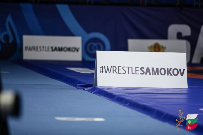 Самоков приема държавния шампионат по борба за деца и момчета