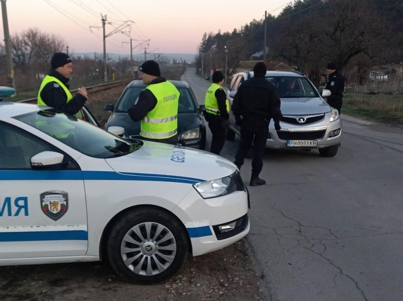 Черен тефтер с имена и номера открити при акция в Кюстендил, задържан е 31-годишен мъж