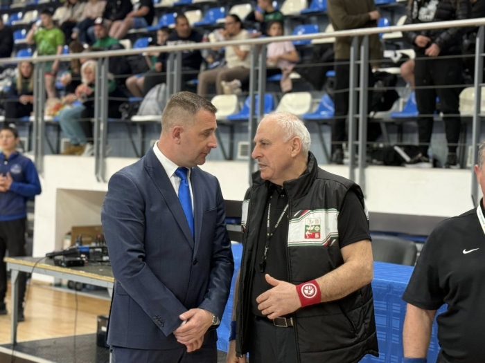 Кметът Ангел Джоргов откри държавния шампионат по борба за деца и момчета в Самоков