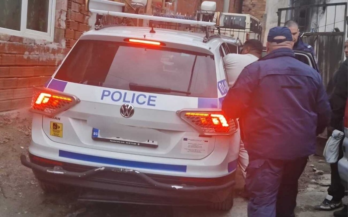 Специализирана акция в Благоевградско: Деветима задържани при проверка на стотици лица и адреси