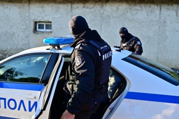 Полицията в Кочериново иззе 1450 евро при съмнения за купуване на гласове, задържан е 27-годишен мъж