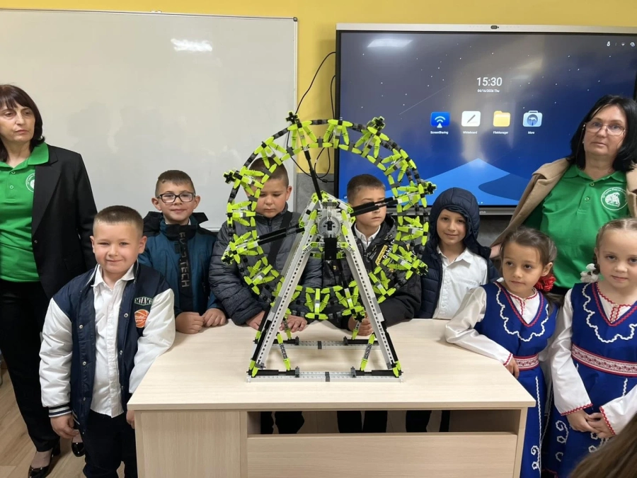 ОУ „Св. Паисий Хилендарски“ в Горно Дряново откри STEM център