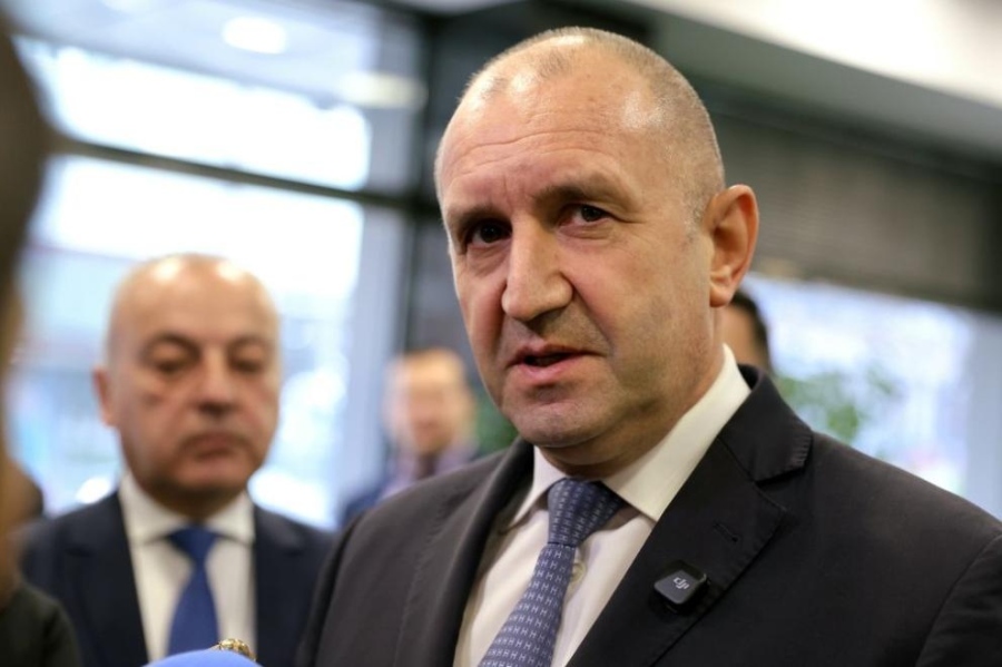 Reuters, Politico и DW: Проруският лидер Румен Радев печели убедително изборите в България