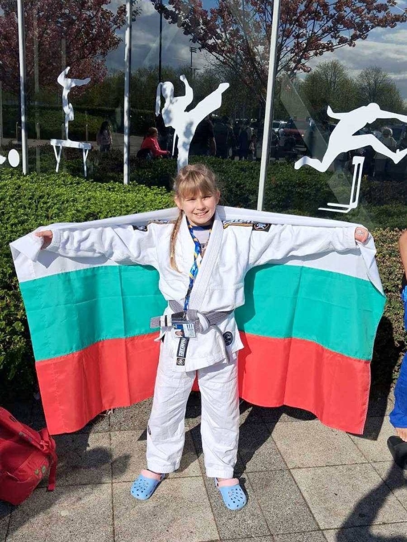 Бориса Юрукова от Гоце Делчев на крачка от полуфинал в европейско по джу-джицу