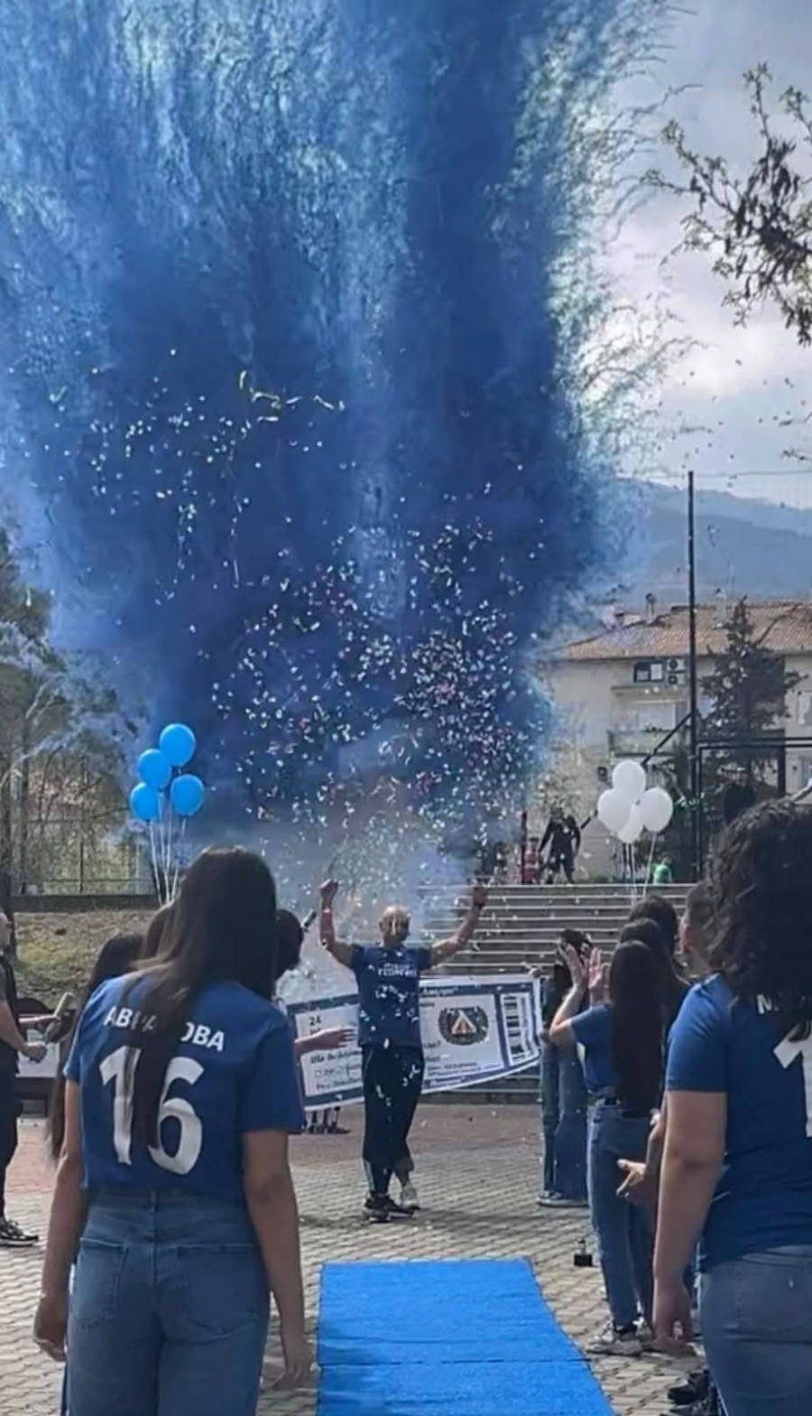 Класният Димитър Георгиев не устоя на футболна покана за бал в Петрич