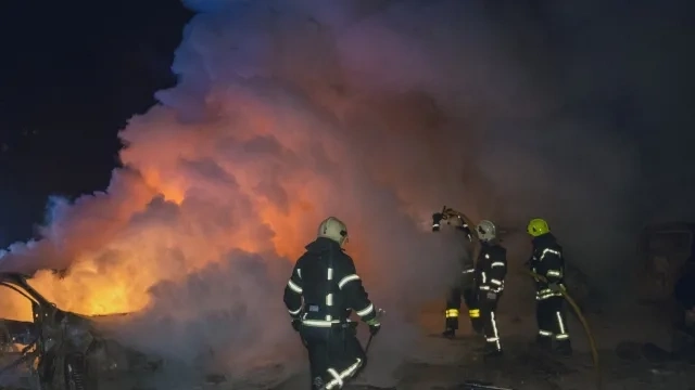 Украински дронове удариха голяма рафинерия на Лукойл в Перм