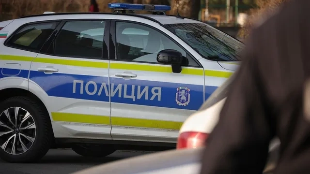 2-ма самоковци се сдобиха с обвинения за избит зъб и присвояване на скеле