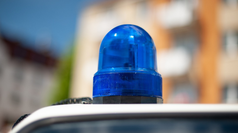 Задържаха 18-годишен в Гоце Делчев след бягство от полицията, хвърлил от колата над половин килограм  канабис