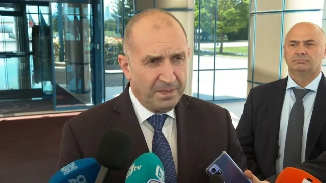 Радев: Старата власт ни завеща много неразплатени сметки, всички българи ще плащаме вересиите на олигархията