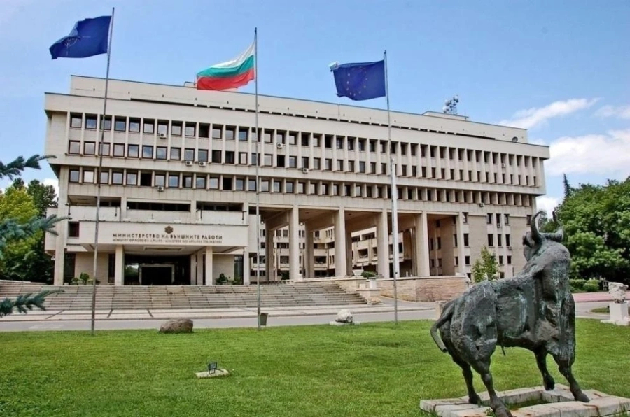 МВнР предупреждава: Мащабен протест в Белград на 23 май