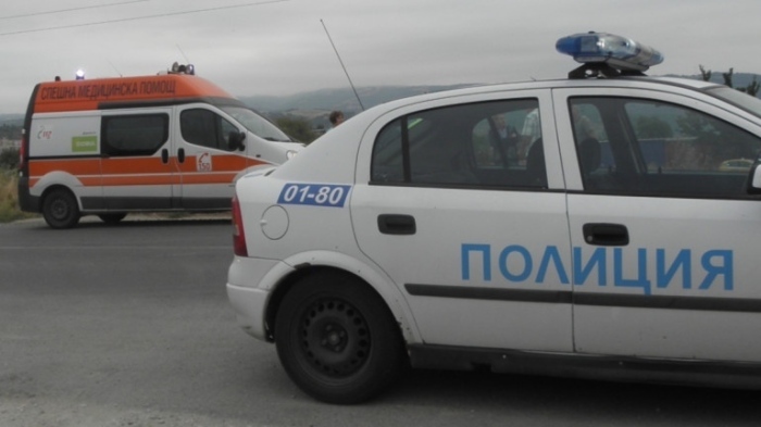 Тийнейджър пострада при катастрофа между Добърско и Горно Драглище