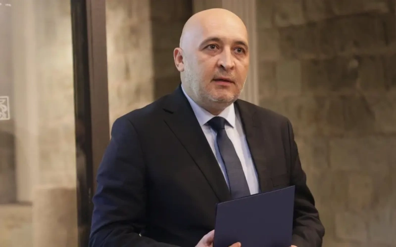 Арестуваха кмета на Кърджали Ерол Мюмюн: Разследват го за обществена поръчка за над 5 млн. лв. (ОБНОВЕНО)