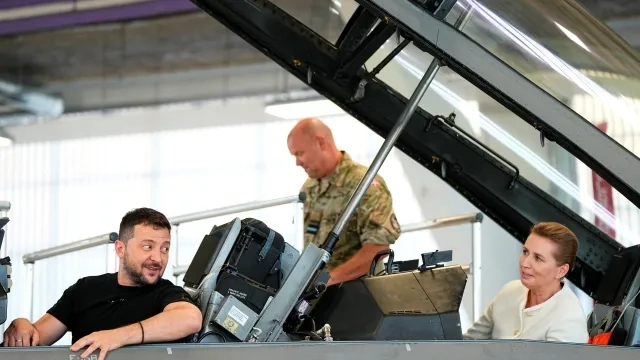 Украйна придобива 20 изтребителя Gripen E/F с европейския заем