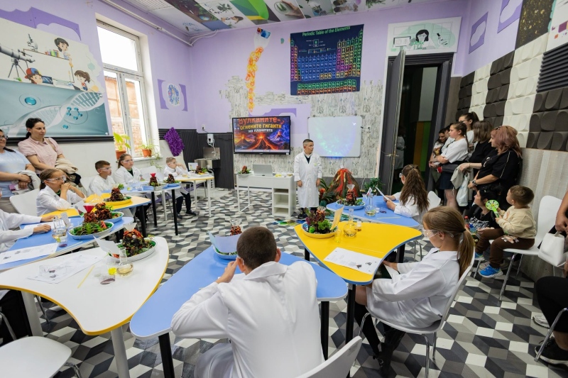 Училището в Бачево откри модерни STEM пространства