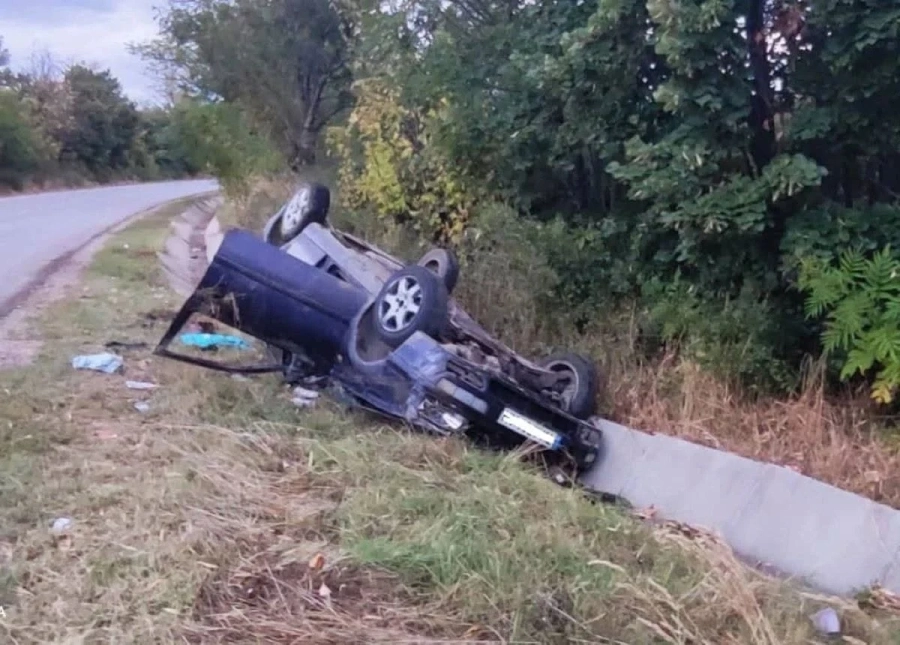 14-годишно момче загина в катастрофа с млад шофьор край самуилското село Богданци