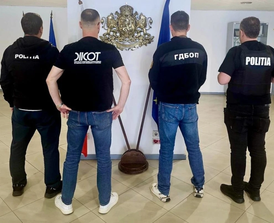 Мащабна операция на България и Румъния: Разбиха мрежа за измами с карти за гориво