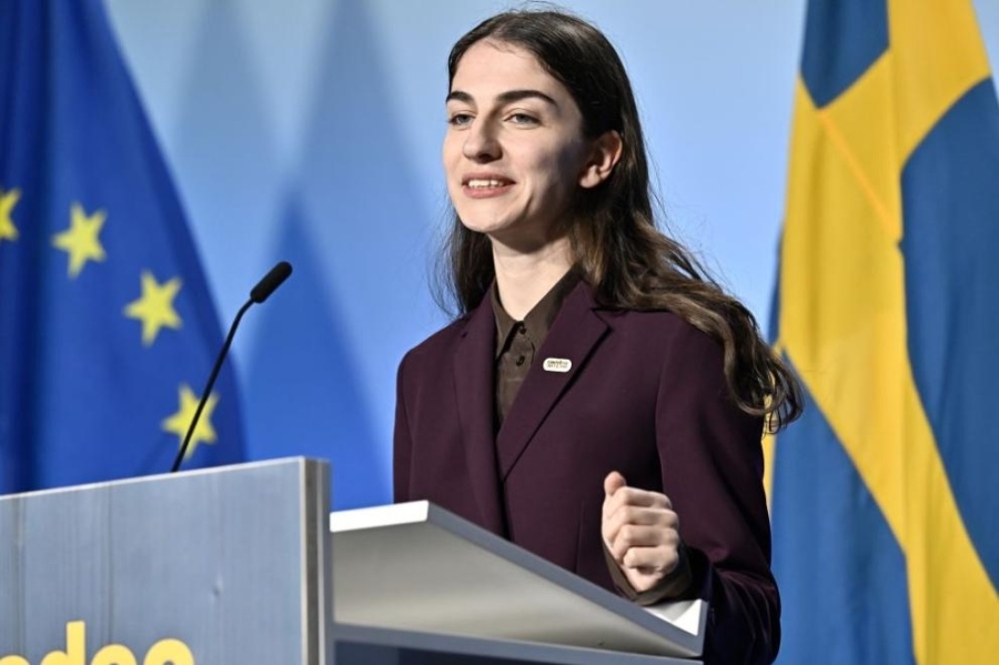 Шведска министърка дойде с бебето си на заседание на Съвета на ЕС