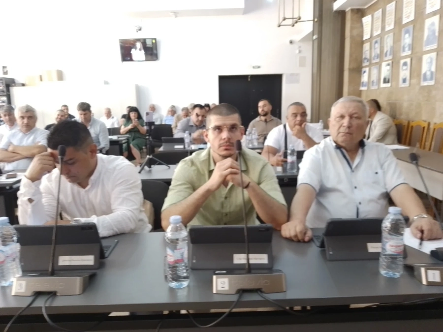 Заседание на ОбС - Дупница: Общината продала 72 имота от земите по чл. 19, предстоят още 52 сделки
