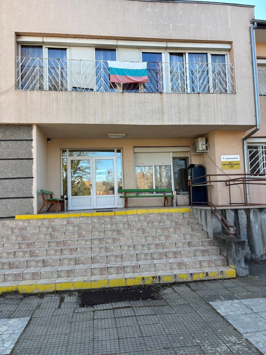 Подготвят нов лекарски кабинет и манипулационна в село Падеш