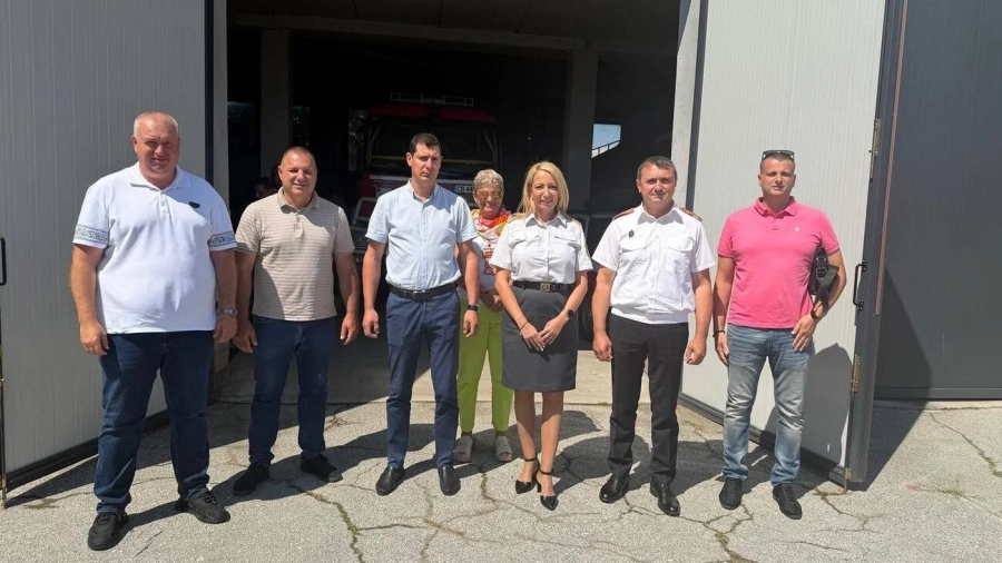Главен инспектор Надежда Найденова оглави пожарната служба в Ихтиман