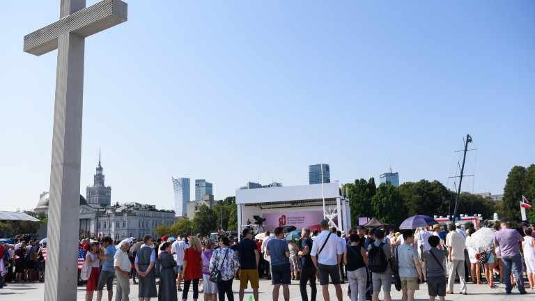Полша обвини 18-годишен украинец в оскверняване на паметници и подготовка на саботаж