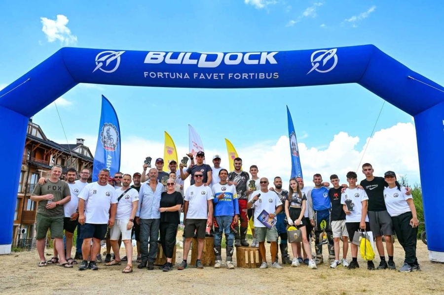 Адреналин, кал и оспорвани битки: Приключи юбилейното издание на „Three Mountains Hard Enduro Bansko 2026“