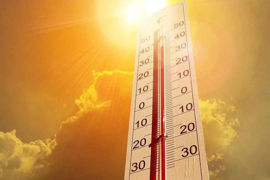 Екстремни жеги с температури до 42°C и в Гърция