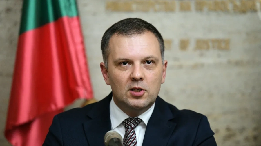 Край на „делата шамари“? Държавата дава нова защита на журналисти, активисти и граждани